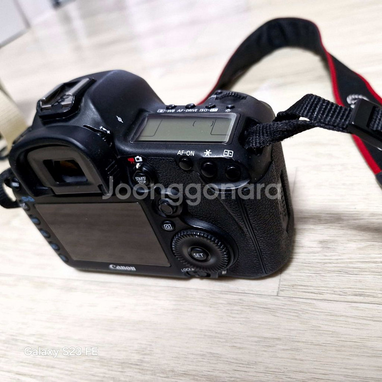 캐논 EOS 5D Mark III 직거래 70만원--7