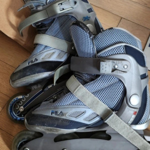 FILA 인라인스케이트 235MM 휠라