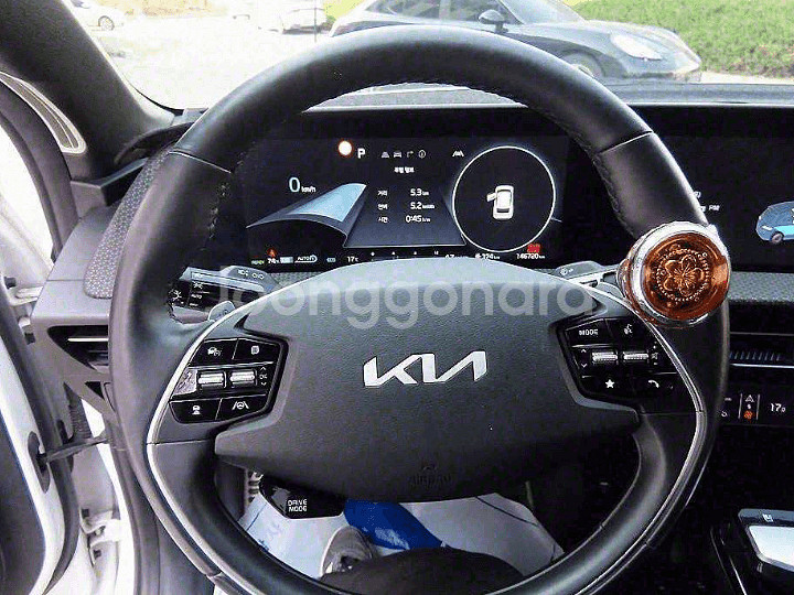 @23년 EV6 롱레인지 AWD 어스@무사고@상태최상@--3