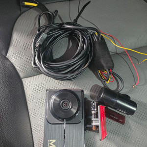 지넷 M7 32기가 2채널 블랙박스 팝니다
