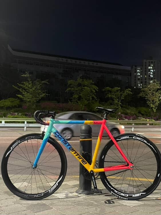 콘스탄틴 디스페랄 2024 판/대 이미지