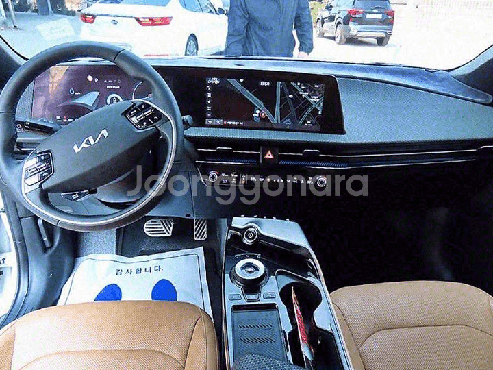 @22년 EV6 롱레인지 AWD 어스@무사고@초특가급매--6