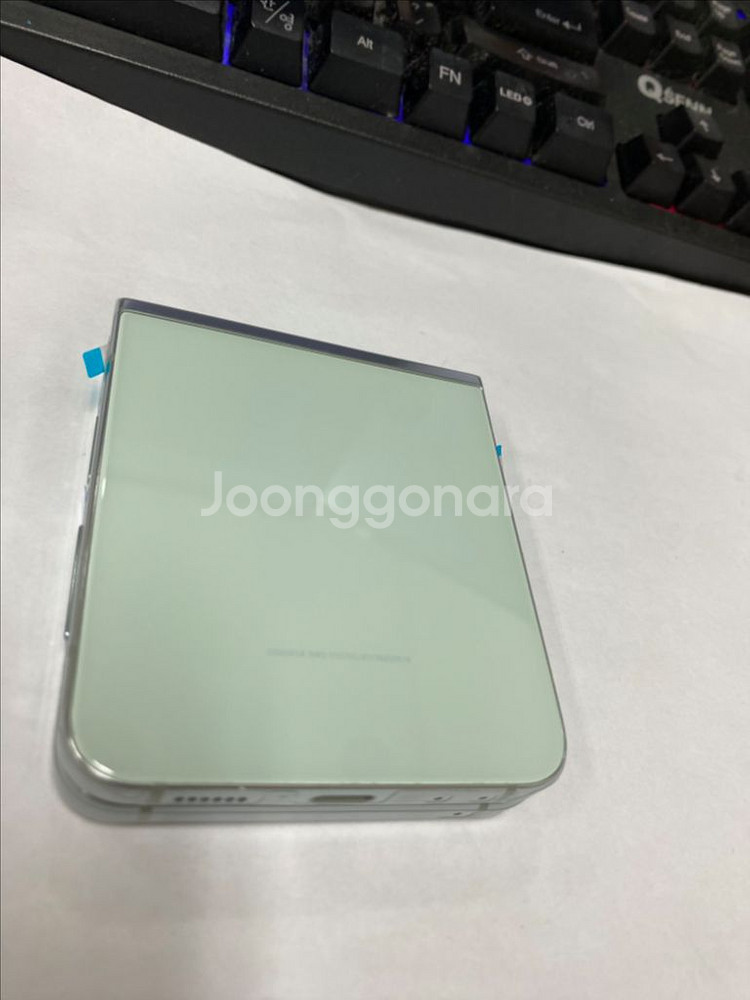 리퍼폰 갤럭시Z플립5 민트 특SSS급 512G 미사용--2
