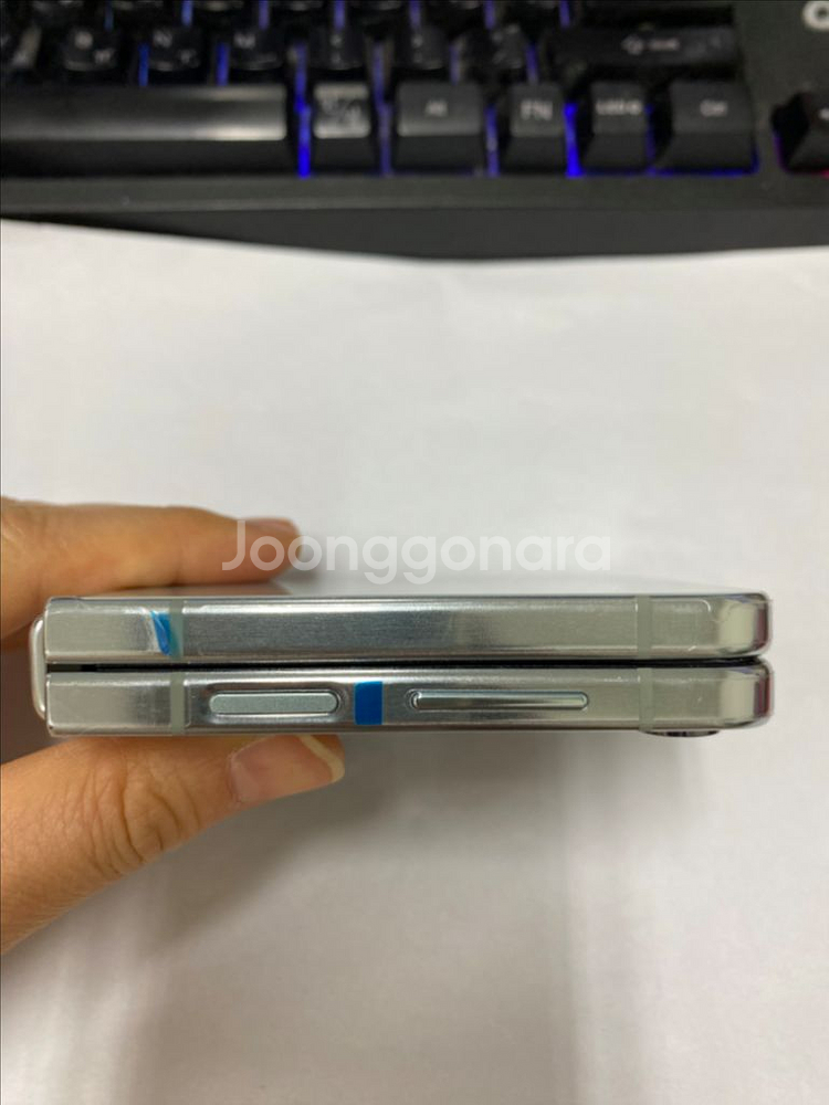 리퍼폰 갤럭시Z플립5 민트 특SSS급 512G 미사용--7