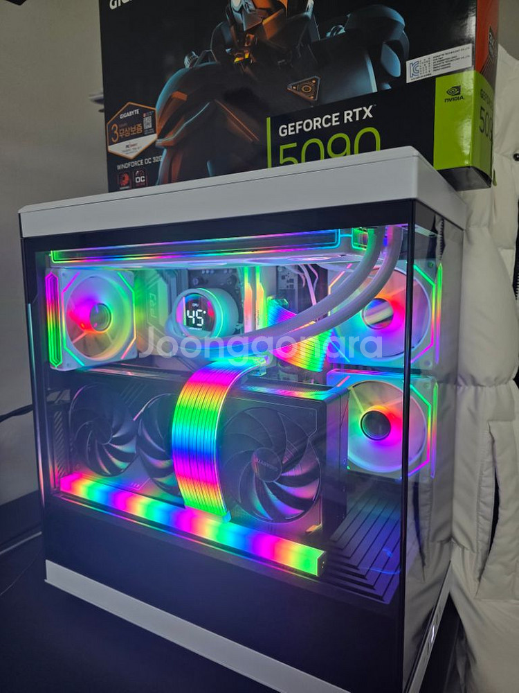 9800X3D 5090 본체 급매합니다--1