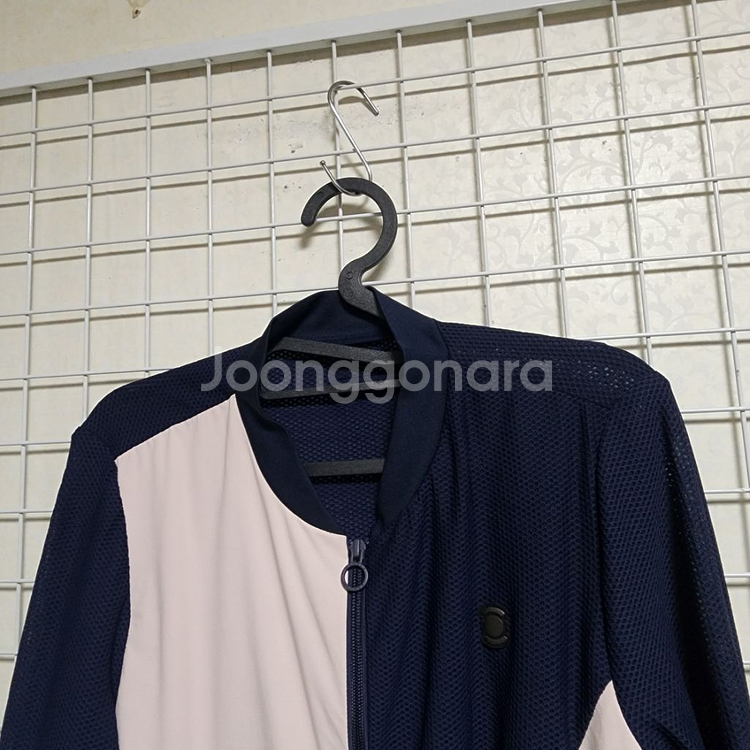 (새상품)와이드앵글점퍼(여큰100-작은105)--1