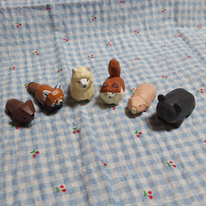 가와사키세이지 목각동물 가챠 곰 알파카 강아지 닥스훈트