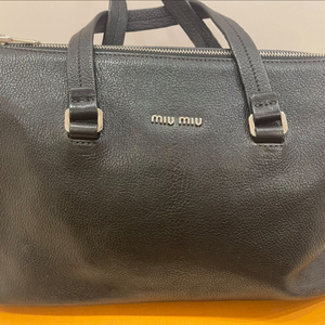 미우미우 블랙백