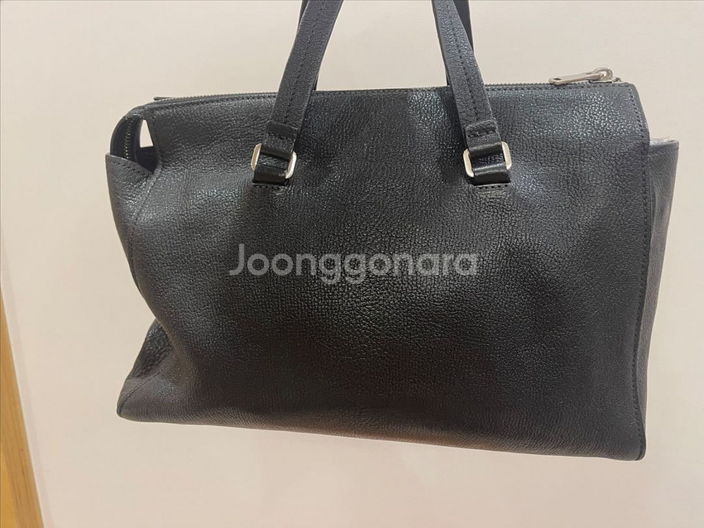 미우미우 블랙백--3