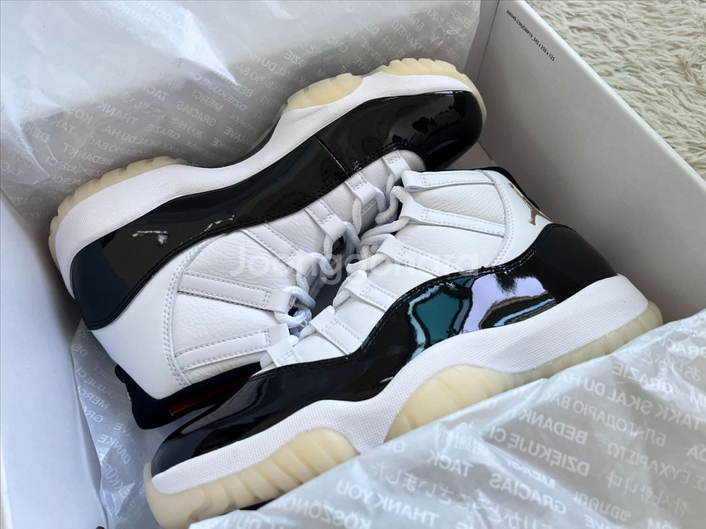 조던11 레트로그래티튜드 (275size)--2