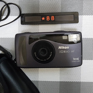 니콘 줌 310 AF 파노라마 블랙바디 필름카메라 파우