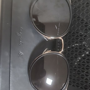 아네스베 선글라스