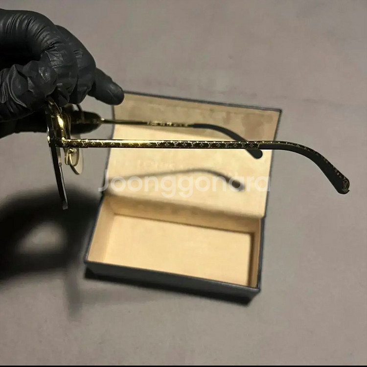 [새상품급] 루이비통 버질아블로 모노그램 선글라스--2