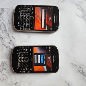 블랙베리 bold 9700
