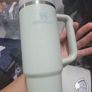 스탠리 텀블러 887ml