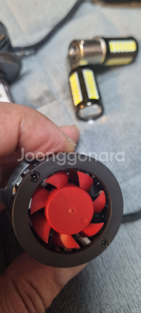 12v 24v 트럭및픽업 SUV용 LED전조등 데이라이--2