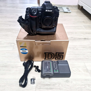 Nikon D5 XQD 직거래 144만원 판매