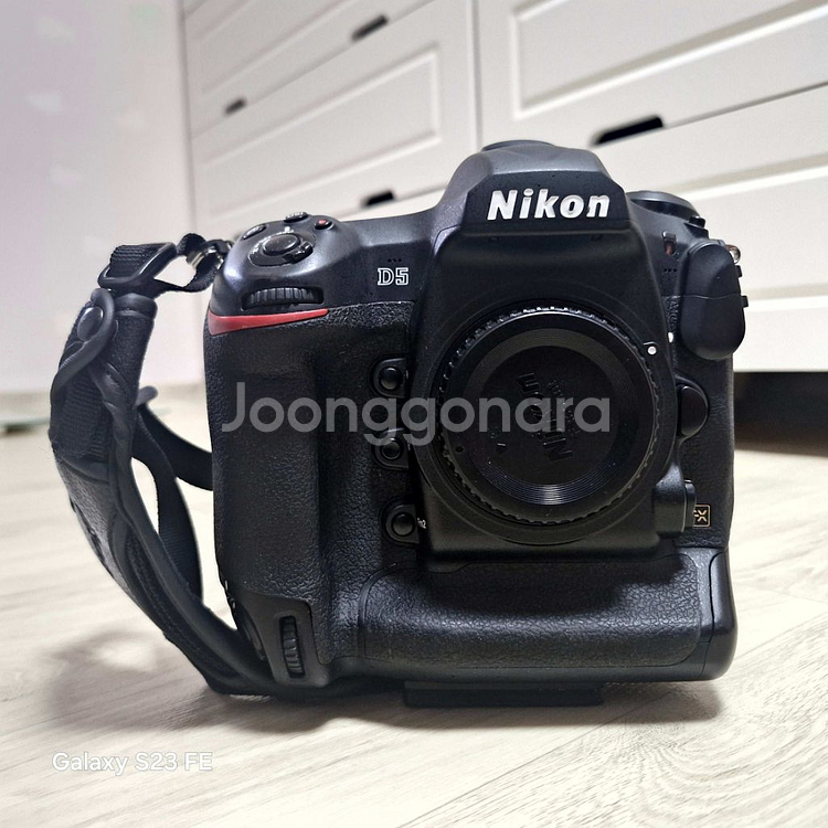 Nikon D5 XQD 직거래 144만원 판매--1