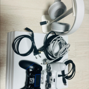 플스 4pro 1tb팝니다