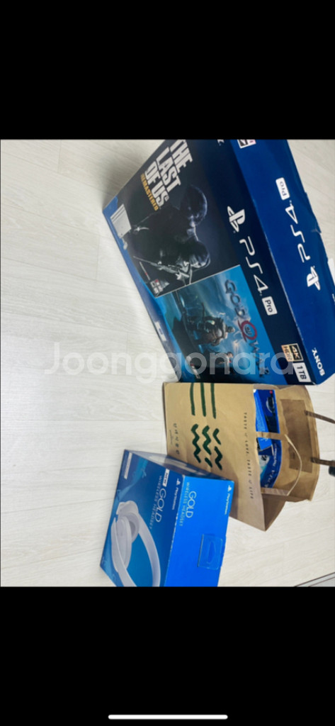 플스 4pro 1tb팝니다--2