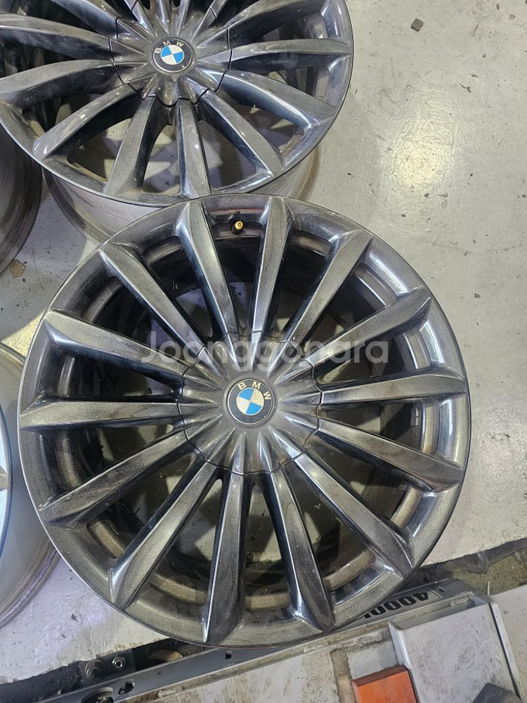 BMW 7시리즈 G바디19인치 정품휠판매합니다.--2