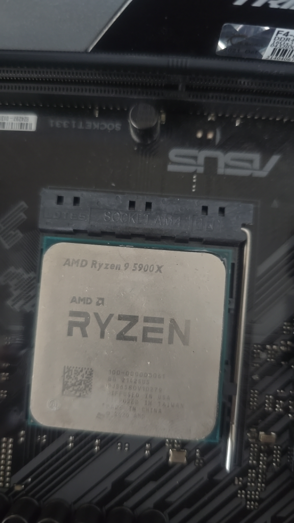 5900x b550 지스킬32g