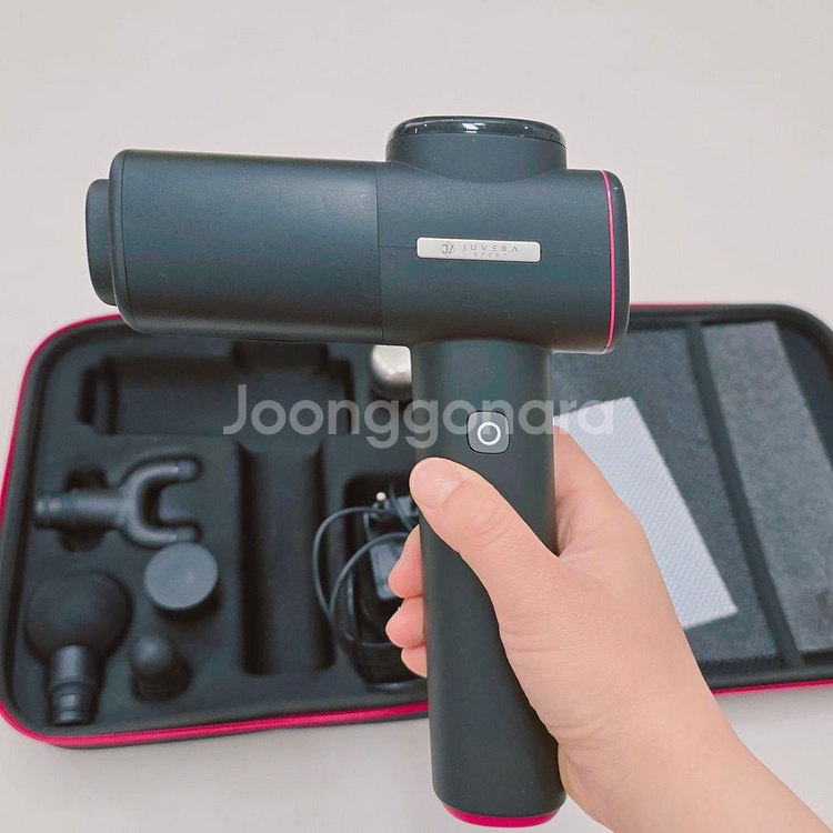 쥬베라 마사지건 (정가 9만9천)--1