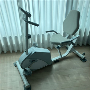 스포틀러 좌식 실내 자전거