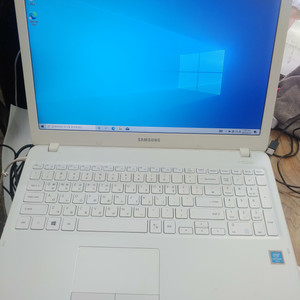 삼성 노트북(nt500r5m)