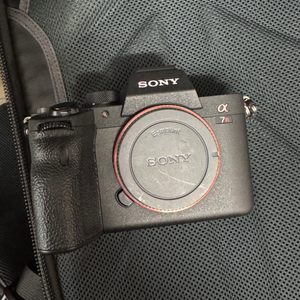 SONY A7M4A