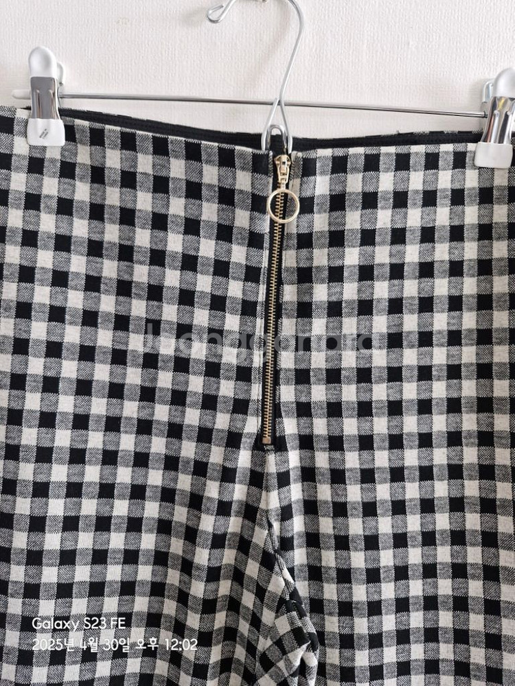 (미착용)자라 깅엄체크 바지 L사이즈 레깅스--2