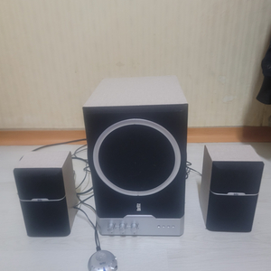 브리츠 BR-2100S 앰프 내장형 스피커 팝니다