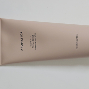 아로마티카 페이셜 스크럽 오렌지앤네롤리 150ml