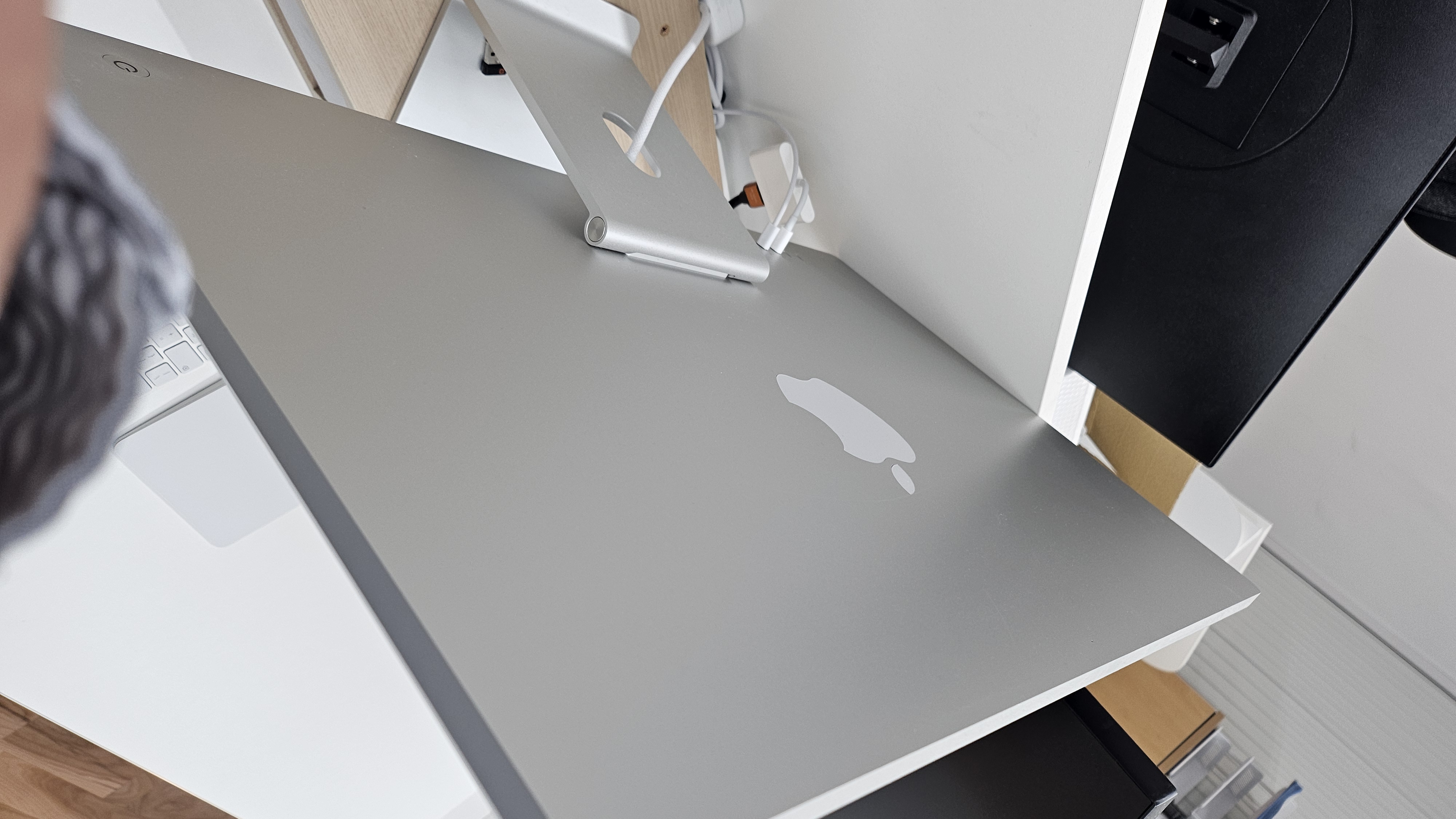 아이맥(imac m1 21년 24형) 판매합니다