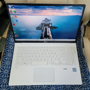 LG그램 노트북 15ZD980 i5 8세대,16/256