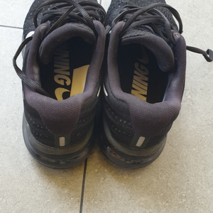 나이키 에어맥스 230