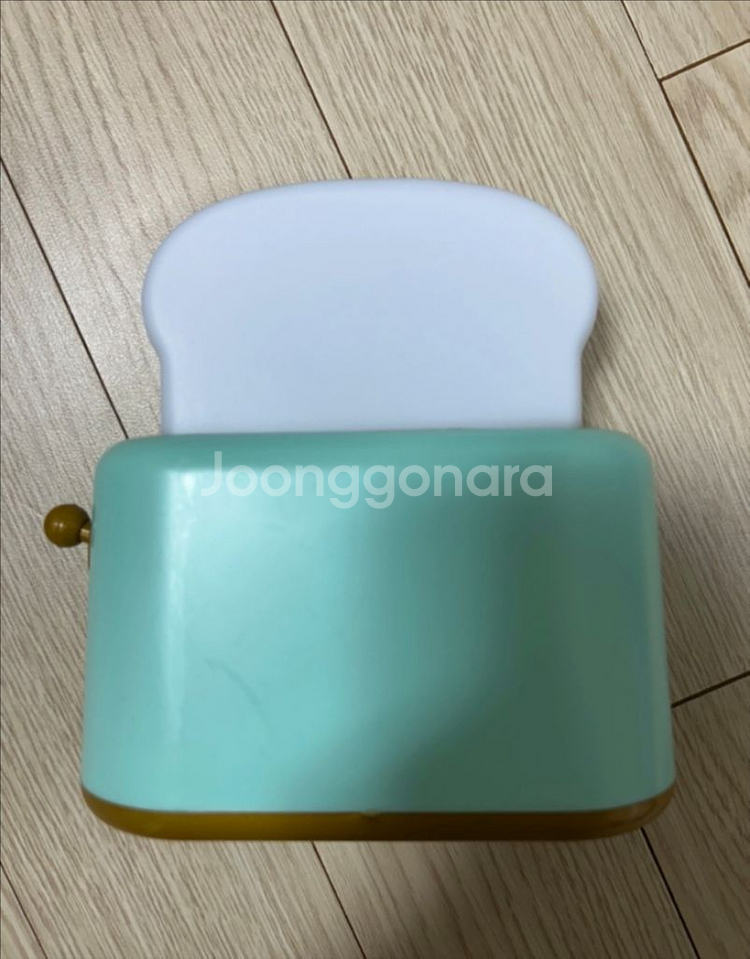 플라잉타이거코펜하겐 토스터 모양 무드등--3