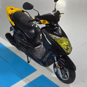 델피노 125cc 스쿠터 (오토바이)