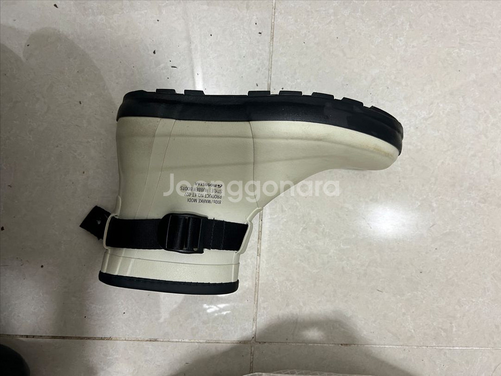 문스타 레인부츠 왼쪽--2