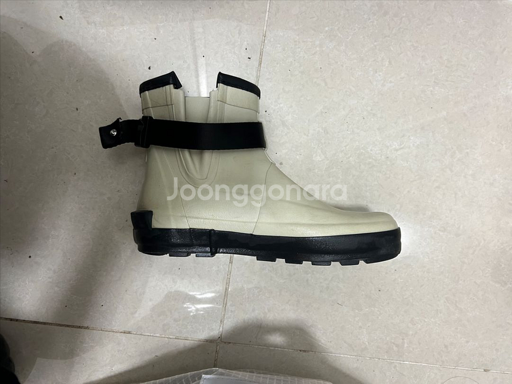 문스타 레인부츠 왼쪽--1