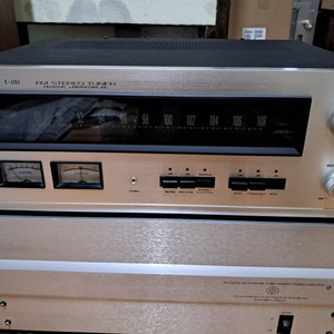FM TUNER 어큐페이즈 T-101