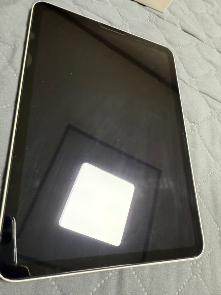 아이패드 10세대 와이파이 64저장소--4