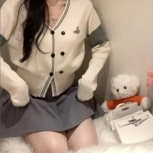 러블리 배색 심플 가디건