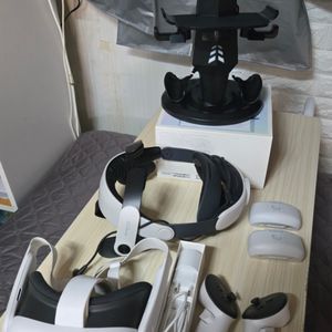 퀘스트3 128기가&BOBOVR 헤드스트랩(배터리2개)