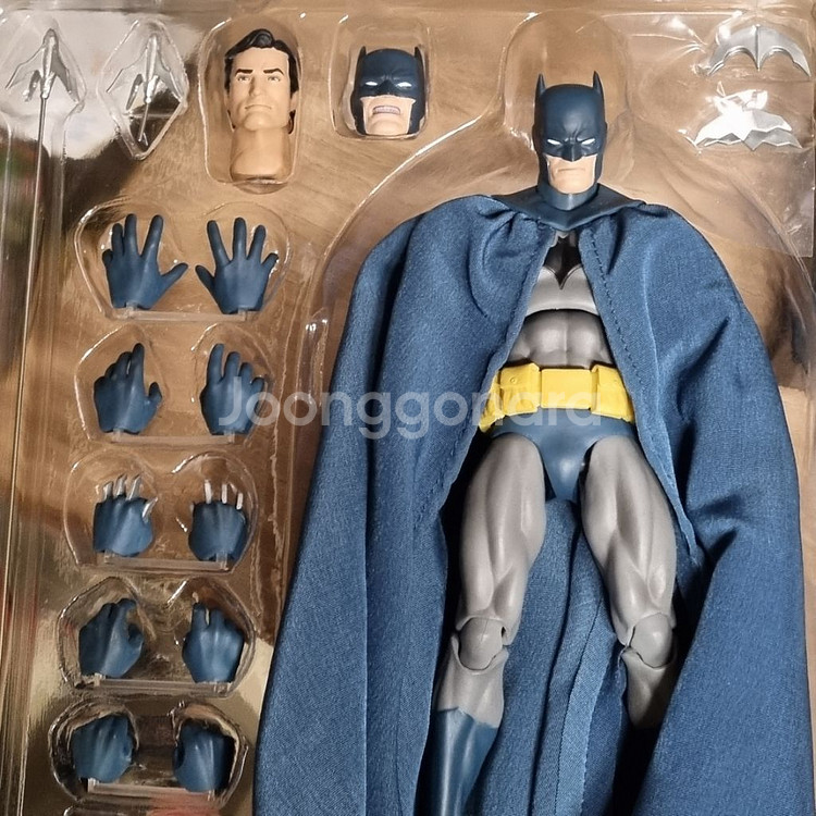 MAFEX 마펙스 배트맨 허쉬--1