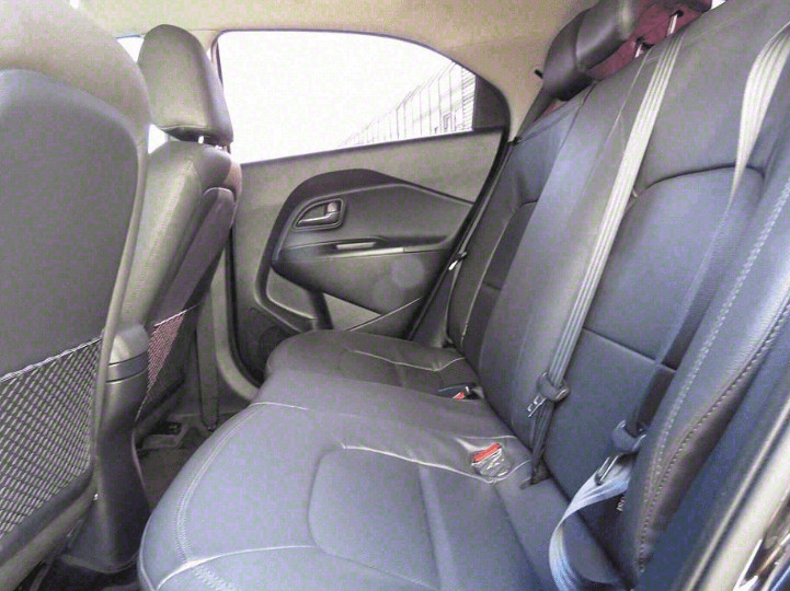 @16년 더 뉴 프라이드 5DR 1.4 디젤 럭셔리 이미지