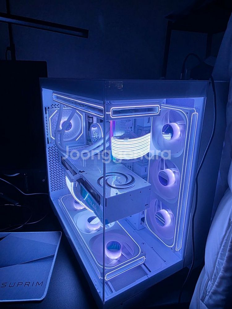 라이젠 9800X3D 5080 스텔라 화이트 새상품--1