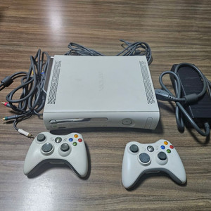 xbox360게임기 및 소프트 일괄 판매합니다.