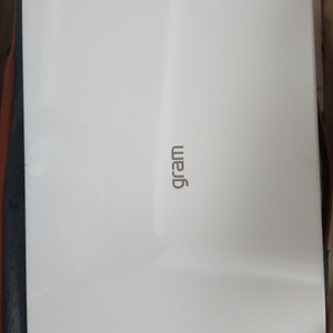 그램 17인치