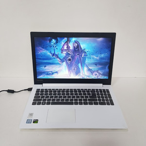 821번 레노버 15인치 UHD 영상편집 중고노트북